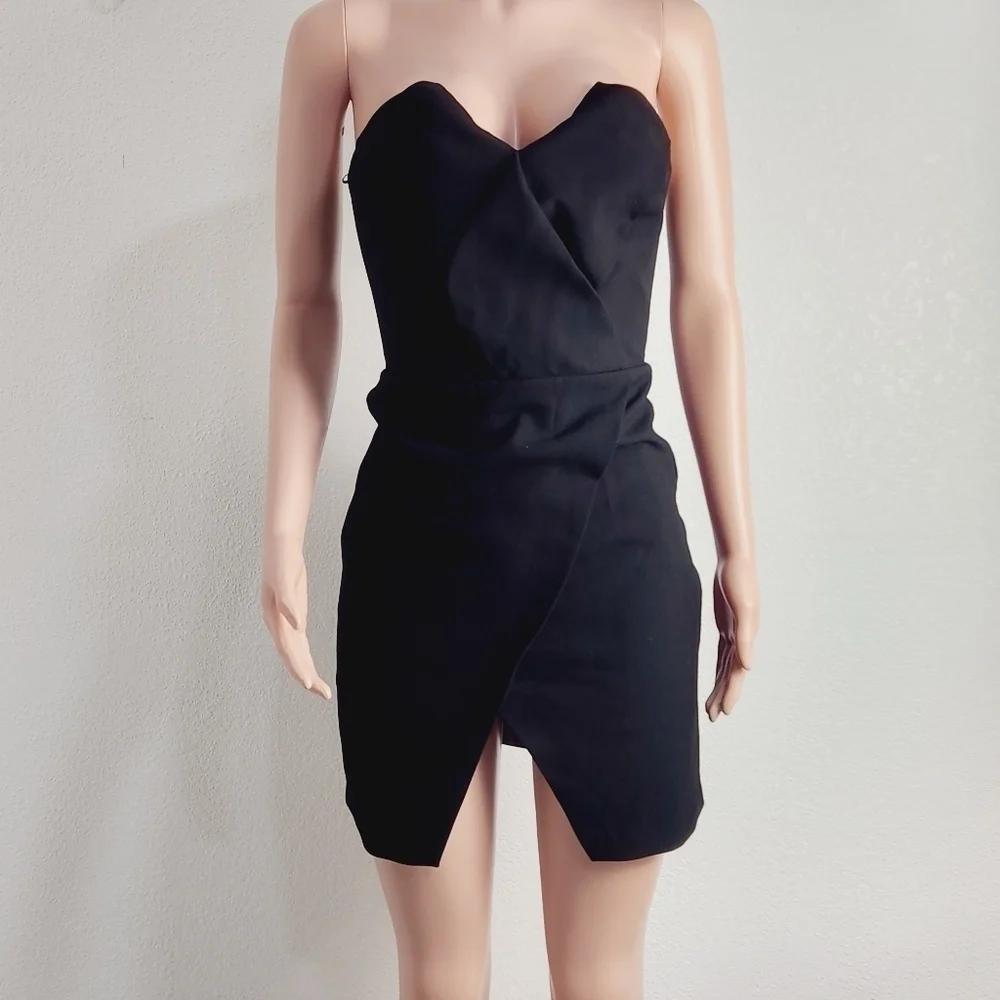 𝅺Zara Mini Tuxedo Vegan Leather Party Dress Size: S